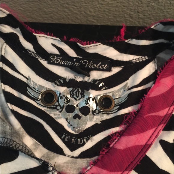 Burn n’ Violet XSmall  Zebra Top - Picture 3 of 7
